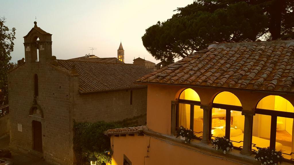 B&B A Piazza Del Gesu Viterbo Exteriör bild