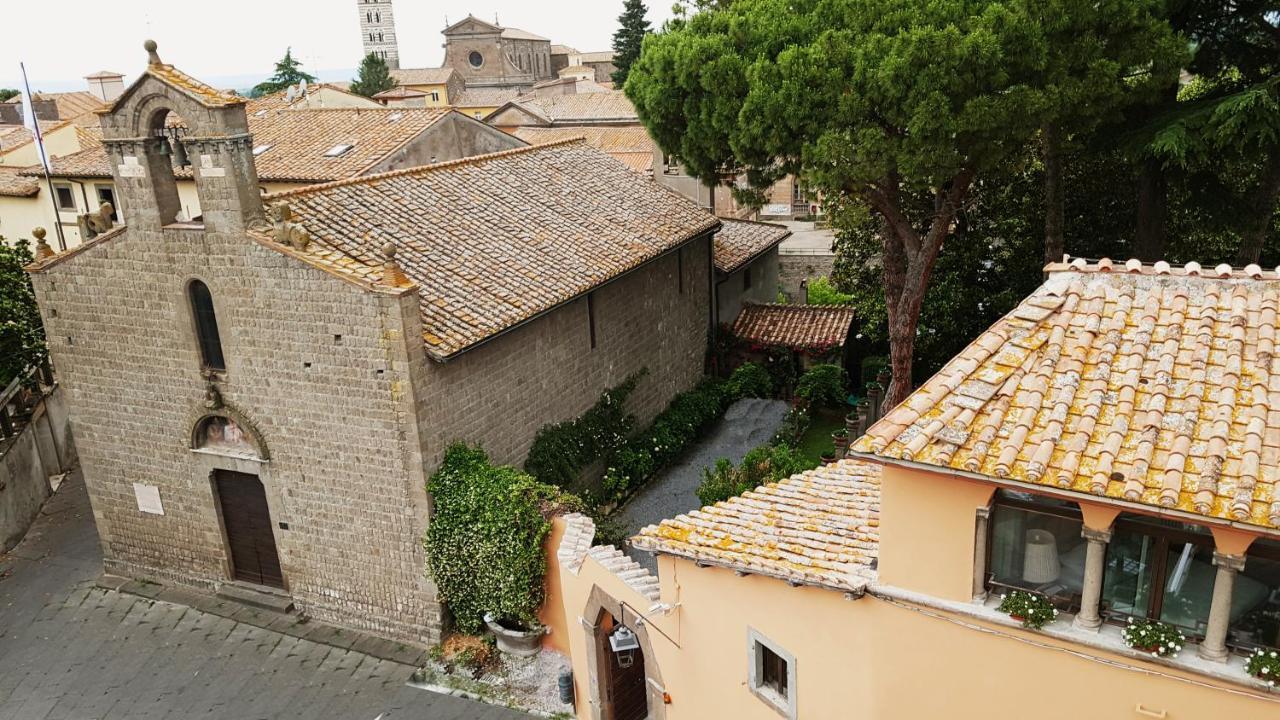 B&B A Piazza Del Gesu Viterbo Exteriör bild