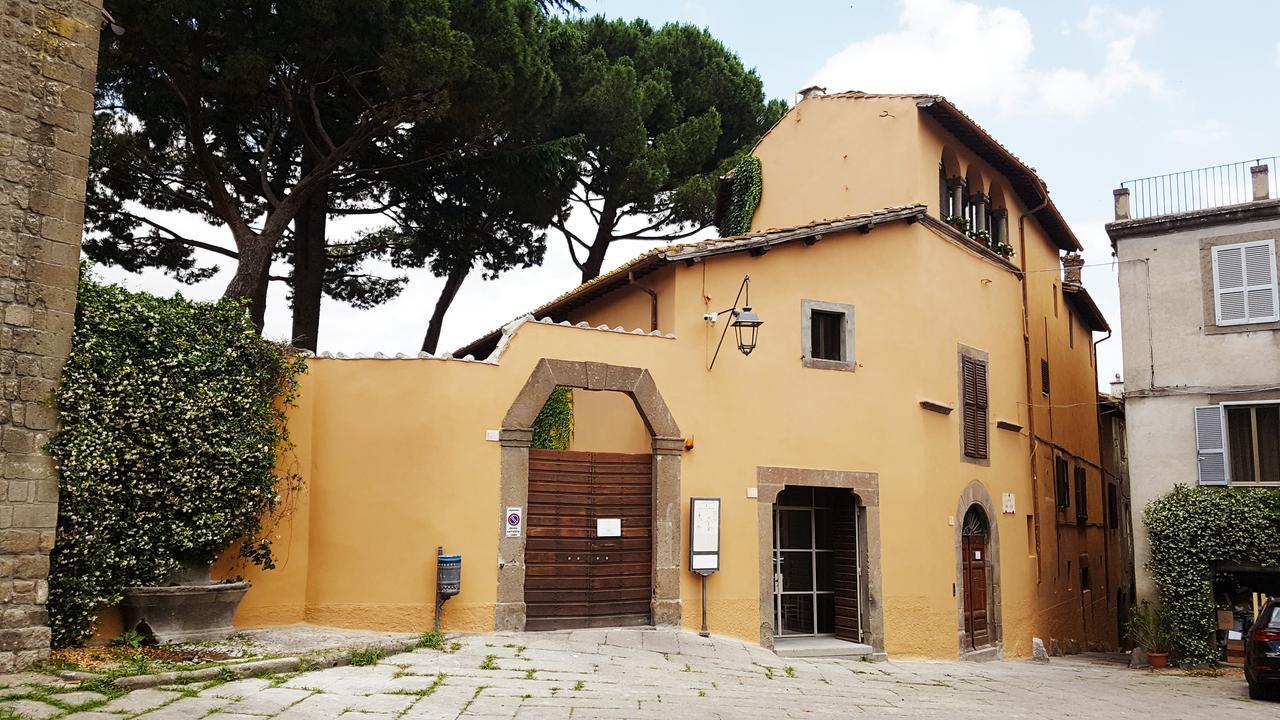 B&B A Piazza Del Gesu Viterbo Exteriör bild